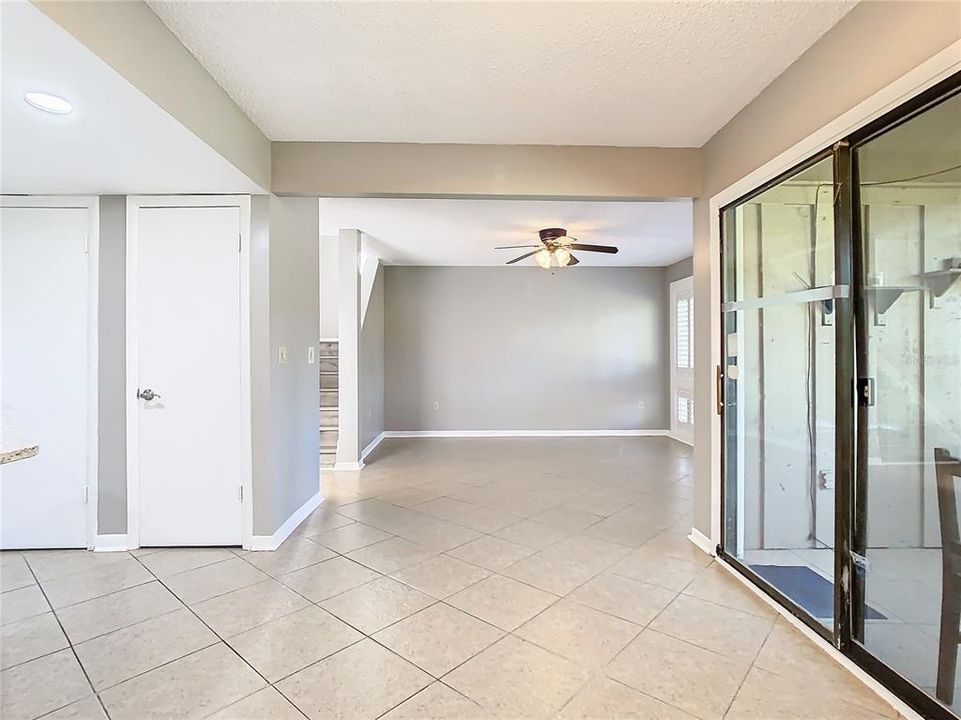 For Sale: $235,900 (3 beds, 2 baths, 1258 Square Feet)