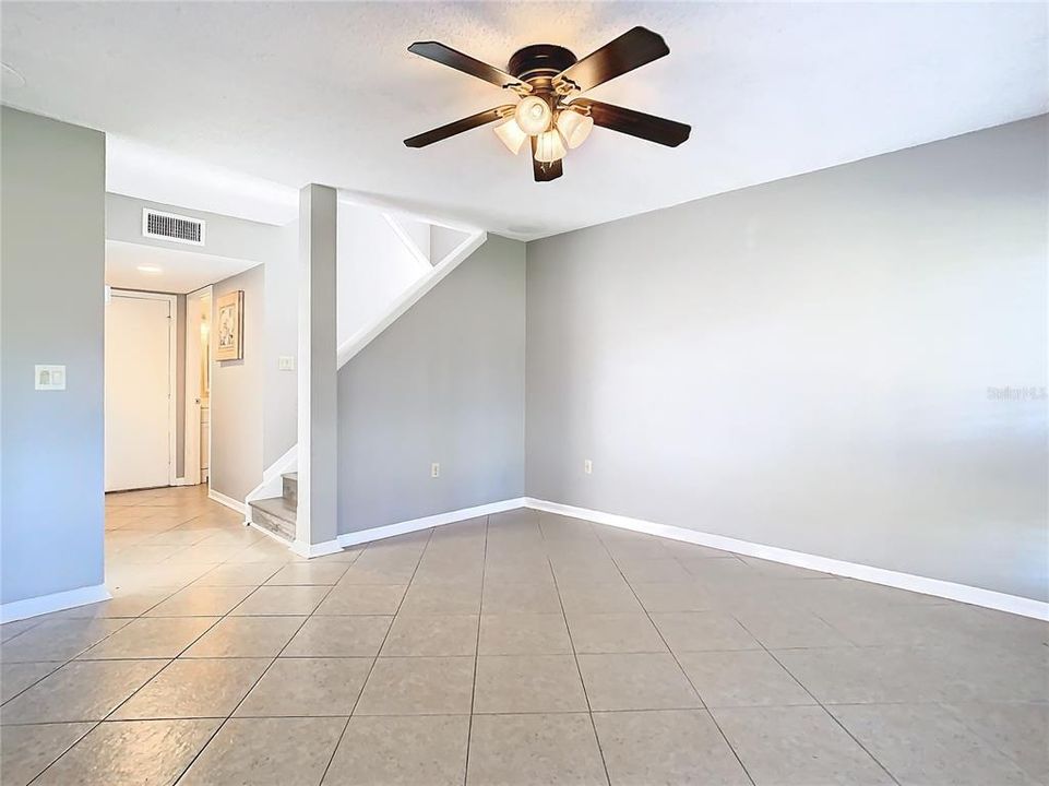 For Sale: $235,900 (3 beds, 2 baths, 1258 Square Feet)