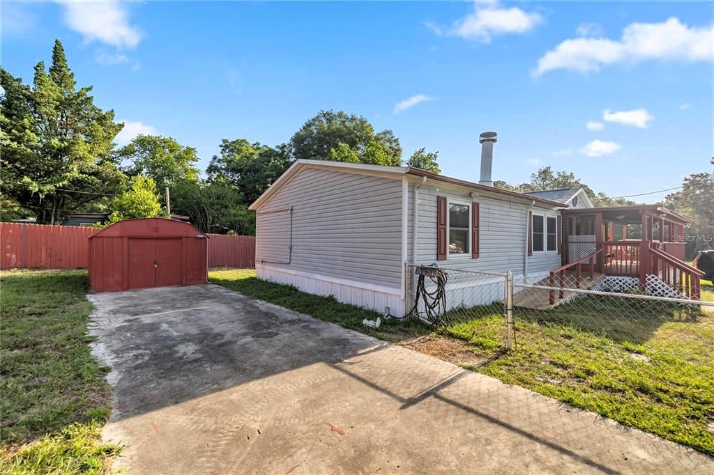 For Sale: $219,900 (3 beds, 2 baths, 1293 Square Feet)