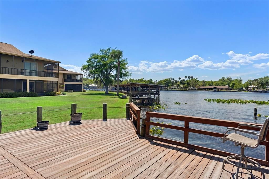 待售: $160,000 (2 贝兹, 1 浴室, 832 平方英尺)