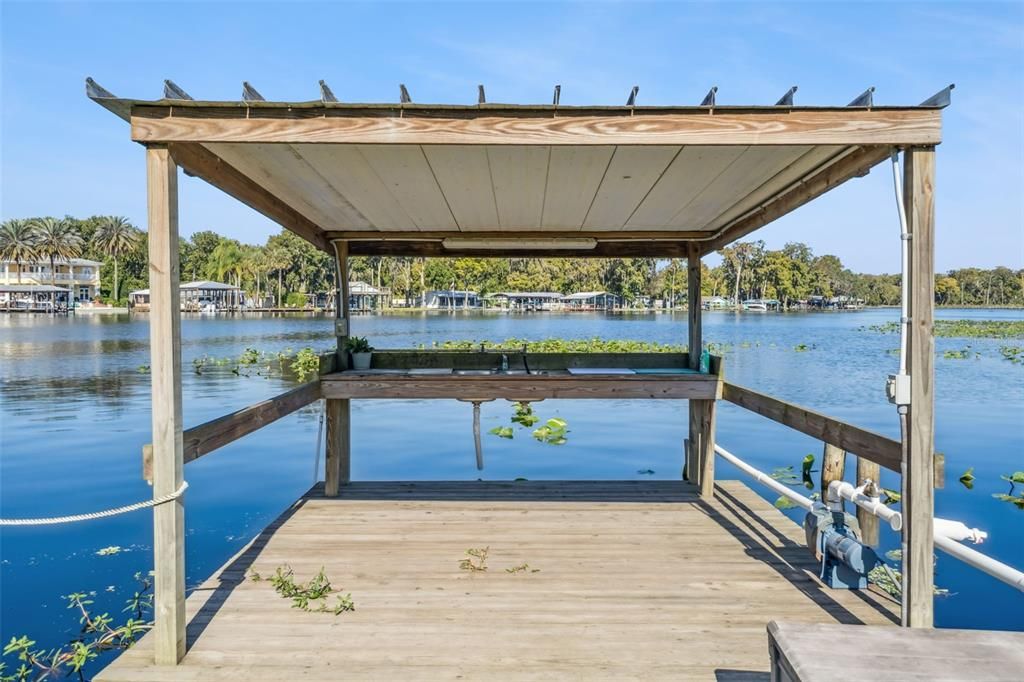 待售: $160,000 (2 贝兹, 1 浴室, 832 平方英尺)