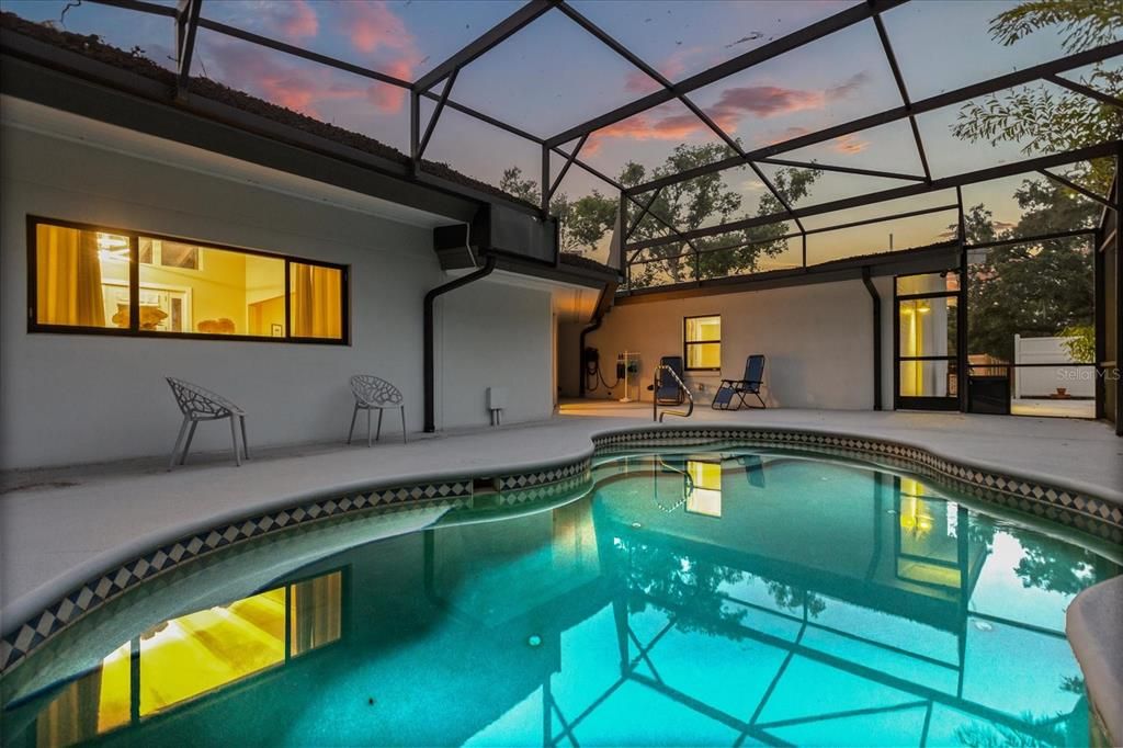 待售: $1,399,000 (5 贝兹, 4 浴室, 4056 平方英尺)