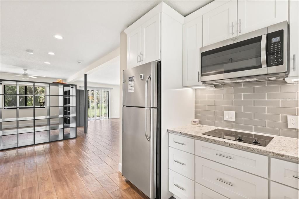 待售: $1,399,000 (5 贝兹, 4 浴室, 4056 平方英尺)