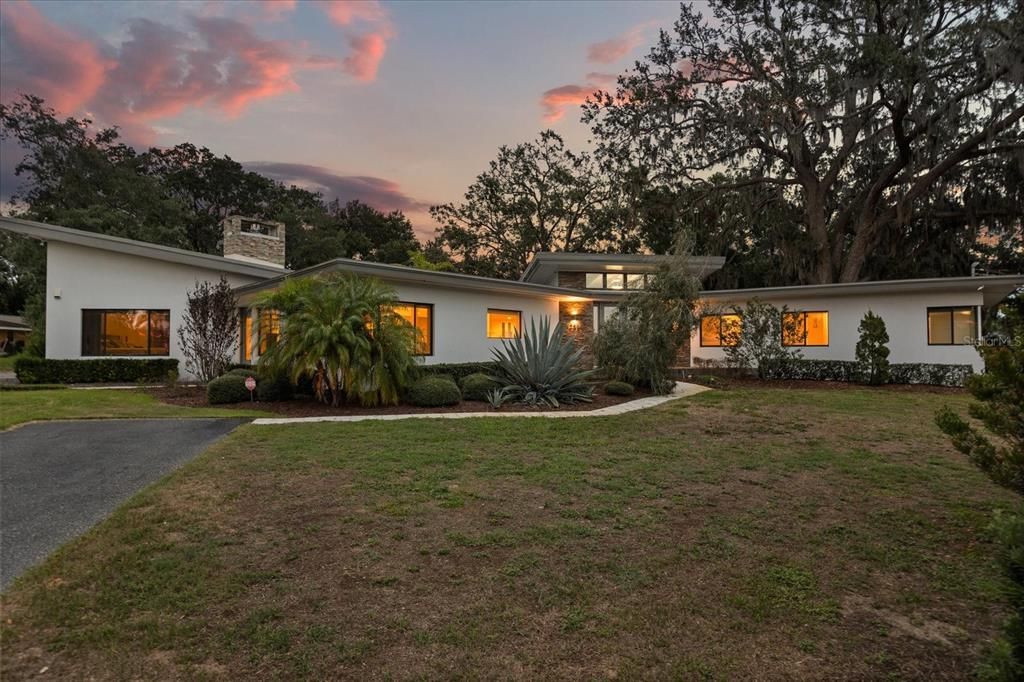 待售: $1,399,000 (5 贝兹, 4 浴室, 4056 平方英尺)