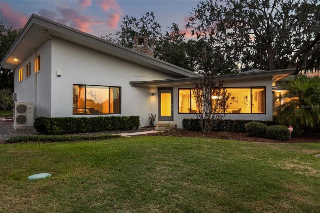 待售: $1,399,000 (5 贝兹, 4 浴室, 4056 平方英尺)