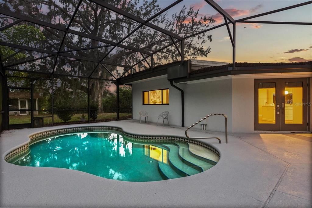 待售: $1,399,000 (5 贝兹, 4 浴室, 4056 平方英尺)