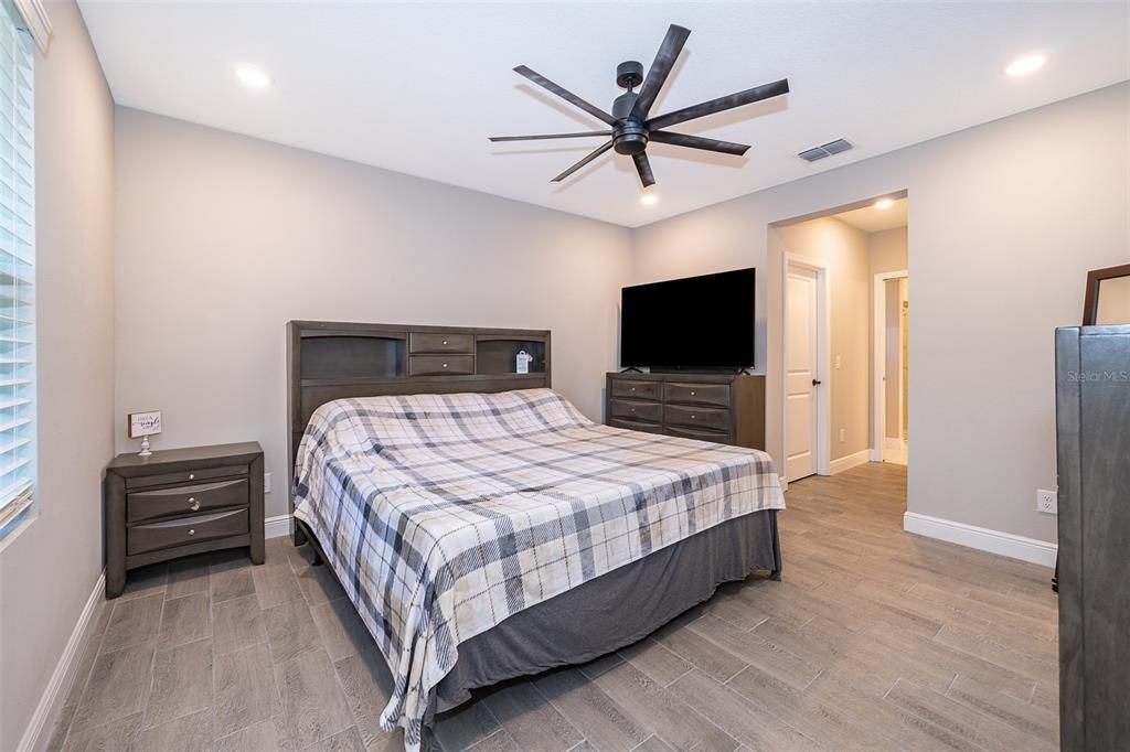 Master Bedroom with 2 walk-in closets