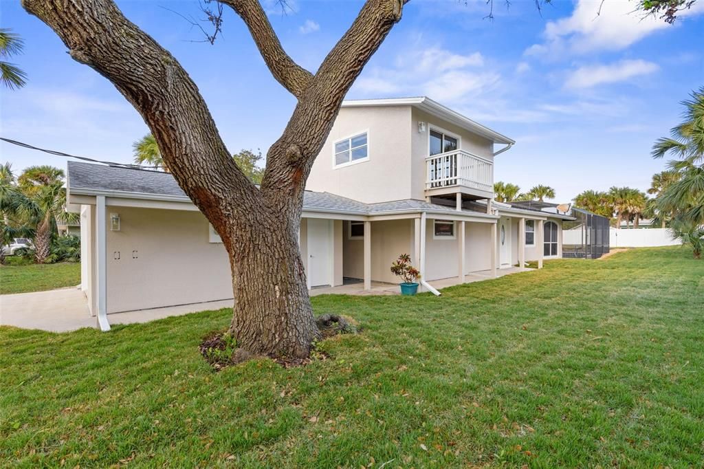 For Sale: $599,900 (3 beds, 2 baths, 1400 Square Feet)