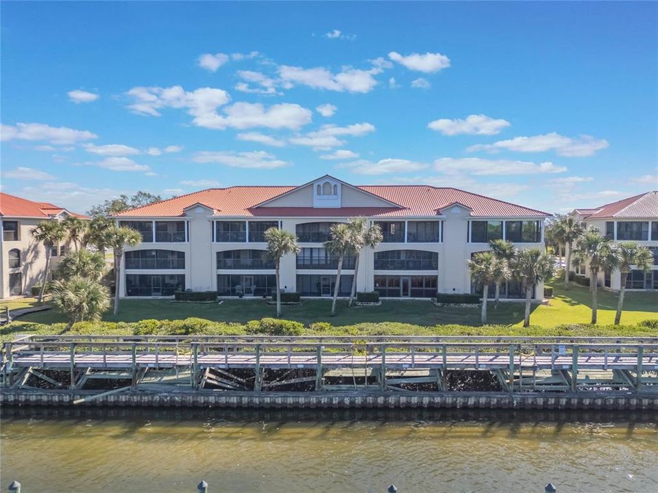 460 Bouchelle facing the Intracoastal