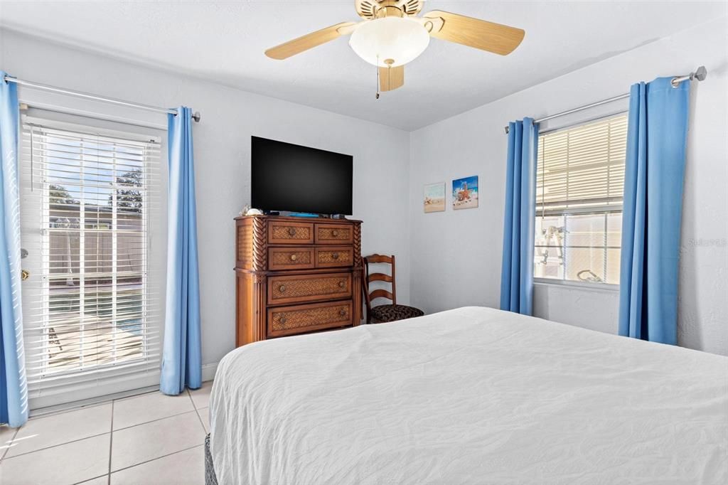 For Sale: $495,700 (3 beds, 2 baths, 2048 Square Feet)