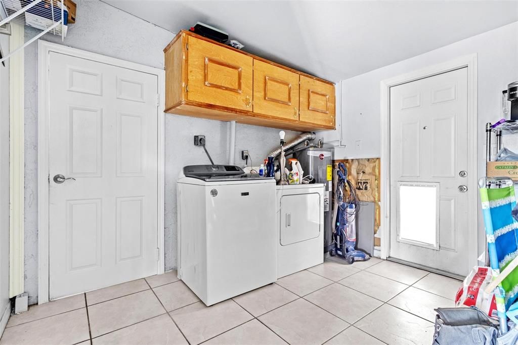 For Sale: $495,700 (3 beds, 2 baths, 2048 Square Feet)