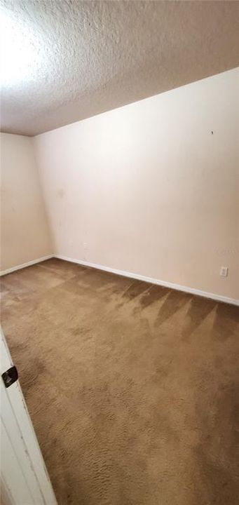 For Rent: $2,000 (3 beds, 2 baths, 2062 Square Feet)