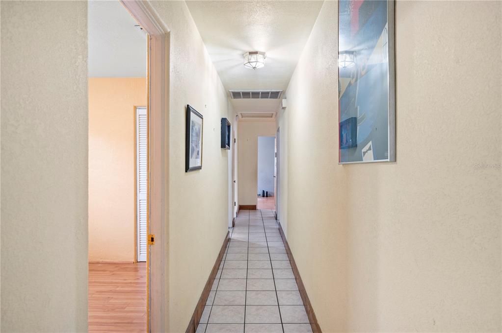 For Sale: $225,000 (3 beds, 1 baths, 1614 Square Feet)