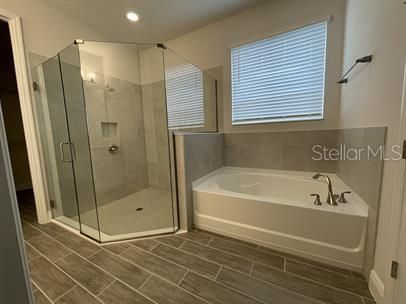 For Rent: $3,925 (4 beds, 3 baths, 2758 Square Feet)