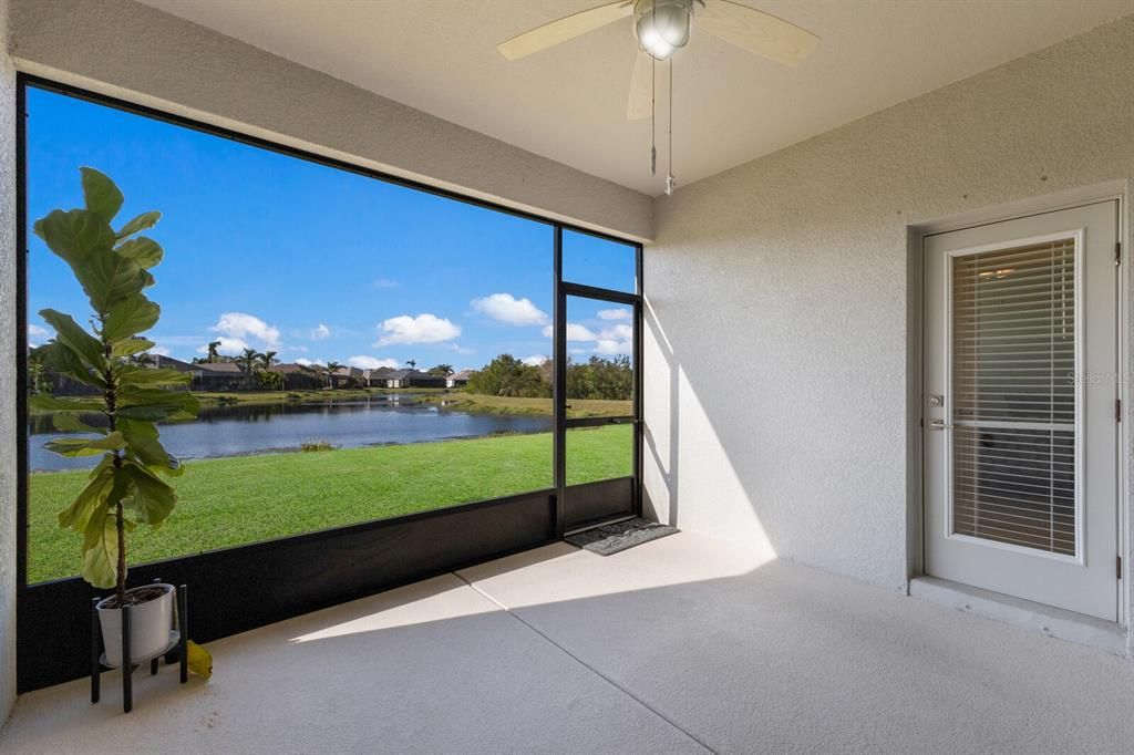 Have your morning coffee on the screened lanai and watch the Florida wildlife.