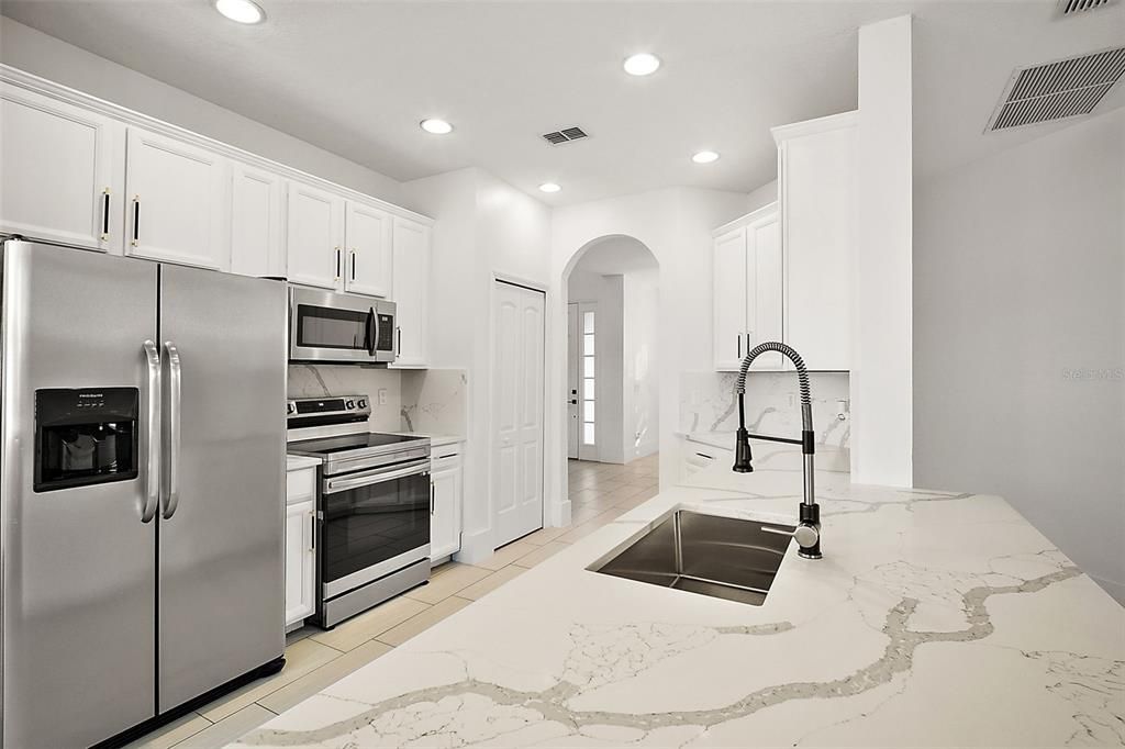 Stunning Kitchen Bar Area