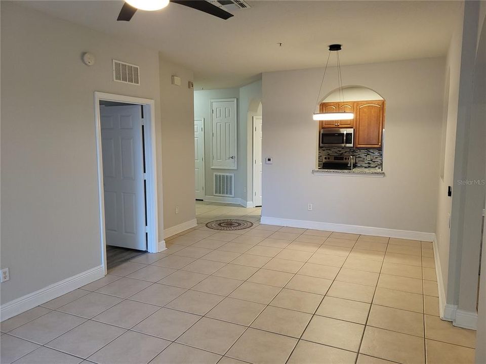 For Sale: $249,900 (3 beds, 2 baths, 1247 Square Feet)