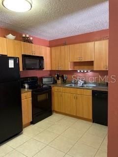 For Sale: $155,000 (2 beds, 1 baths, 800 Square Feet)