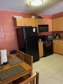 For Sale: $155,000 (2 beds, 1 baths, 800 Square Feet)