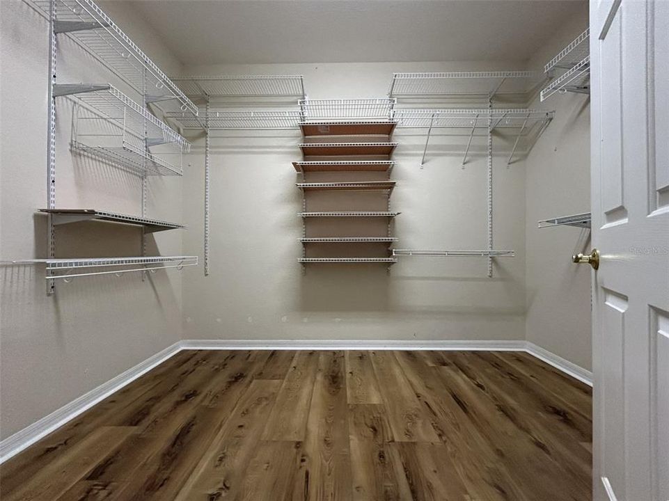 Master Walk In Closet