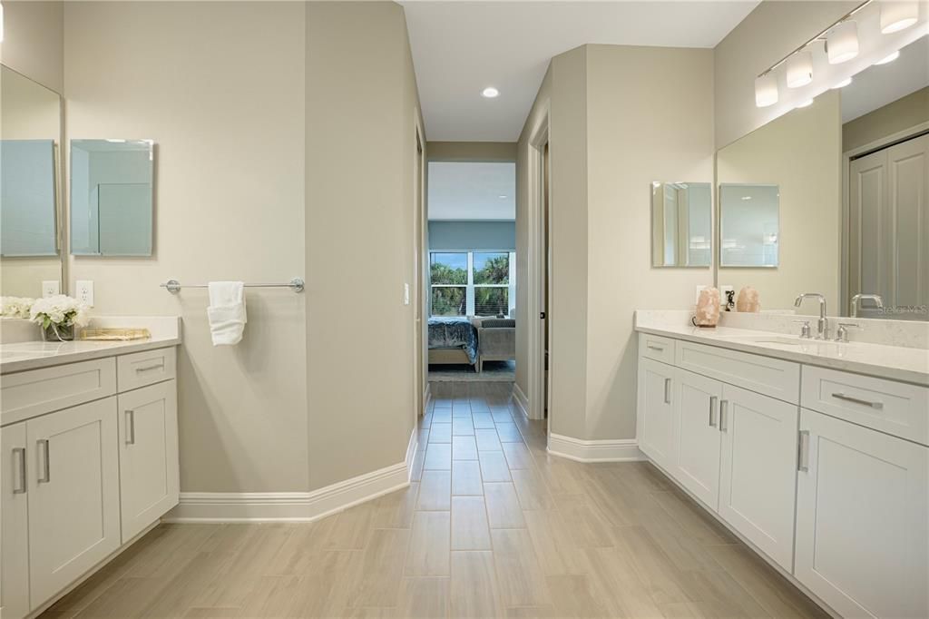 En Suite Bathroom w/ His and her closets