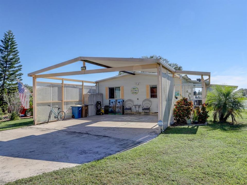 Double carport in front of the home.