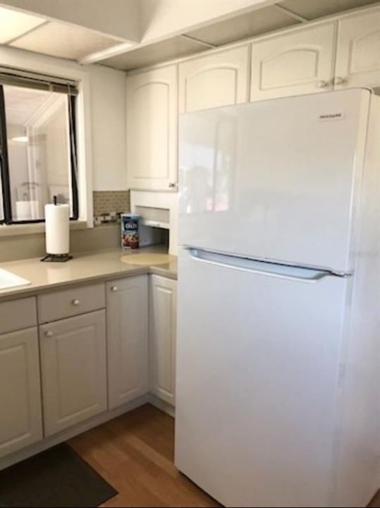 For Sale: $268,000 (2 beds, 2 baths, 1860 Square Feet)