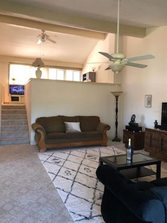 For Sale: $268,000 (2 beds, 2 baths, 1860 Square Feet)