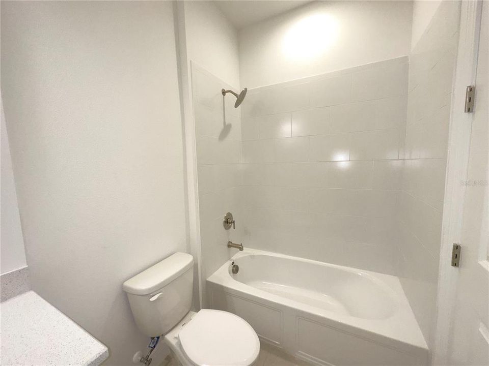 For Rent: $2,600 (2 beds, 2 baths, 1579 Square Feet)