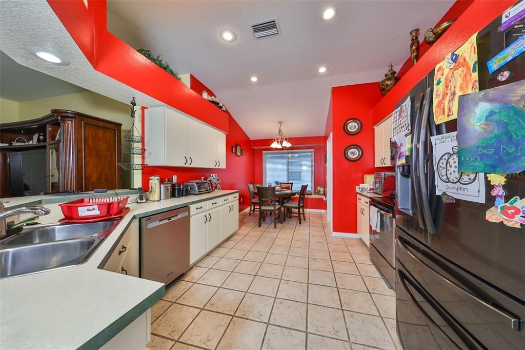 For Sale: $435,000 (4 beds, 2 baths, 2115 Square Feet)