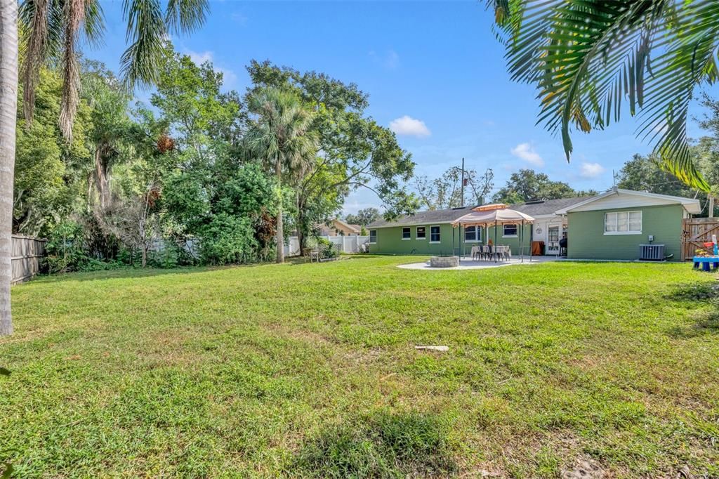 For Sale: $519,750 (3 beds, 2 baths, 1228 Square Feet)