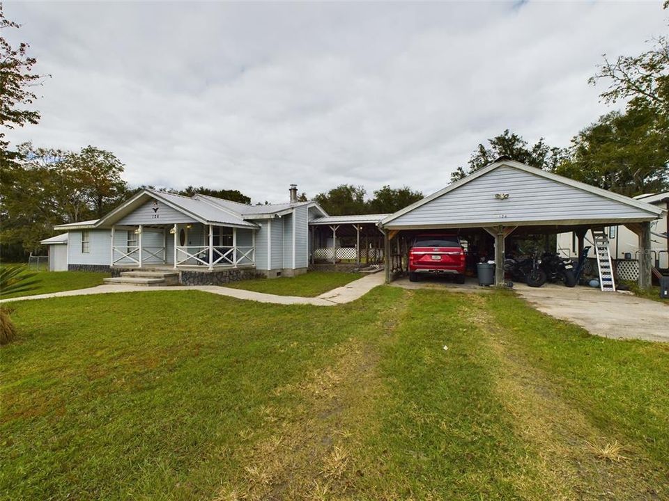 For Sale: $309,000 (3 beds, 2 baths, 1416 Square Feet)