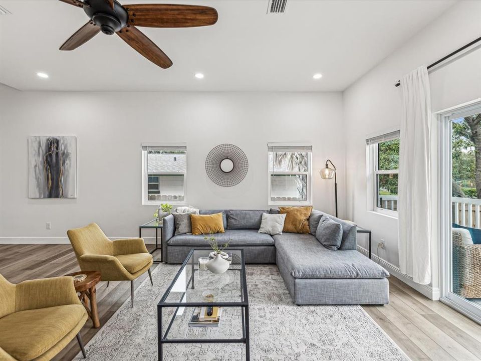 For Sale: $1,250,000 (3 beds, 2 baths, 2105 Square Feet)