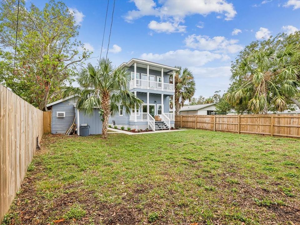 For Sale: $1,250,000 (3 beds, 2 baths, 2105 Square Feet)