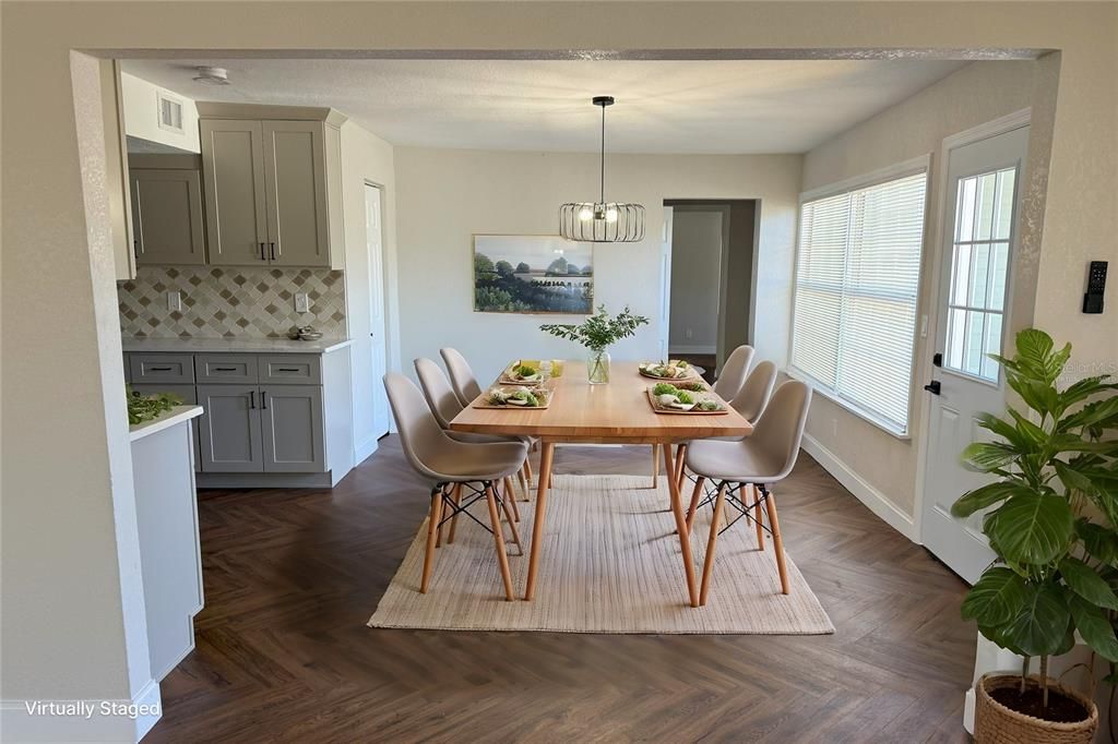 Virtually Staged Dinning Room