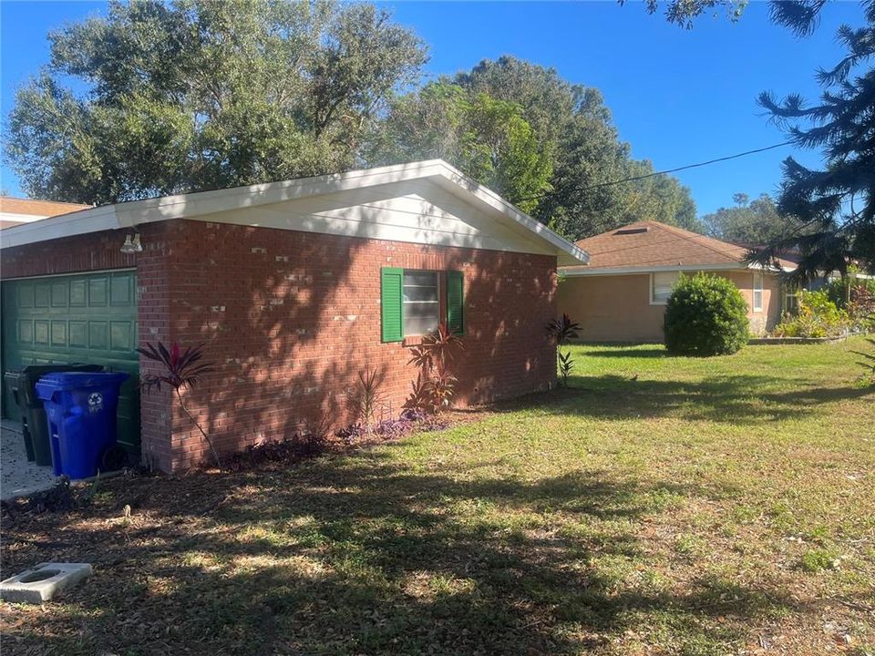 For Sale: $269,000 (4 beds, 2 baths, 1876 Square Feet)