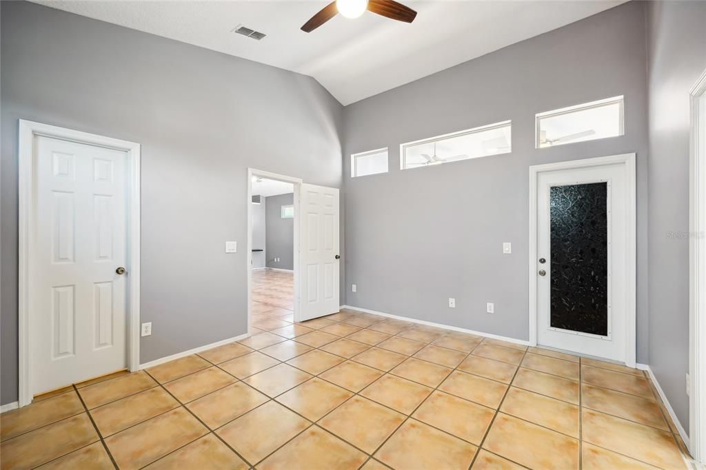 For Sale: $339,900 (3 beds, 2 baths, 1409 Square Feet)