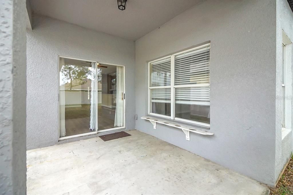 For Sale: $337,500 (3 beds, 2 baths, 1897 Square Feet)