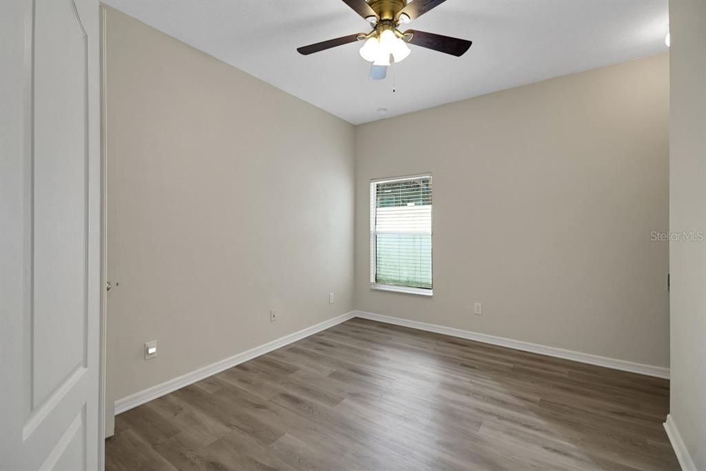 For Sale: $337,500 (3 beds, 2 baths, 1897 Square Feet)