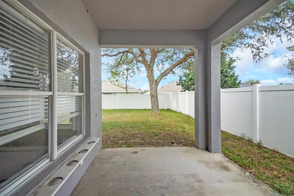 For Sale: $337,500 (3 beds, 2 baths, 1897 Square Feet)