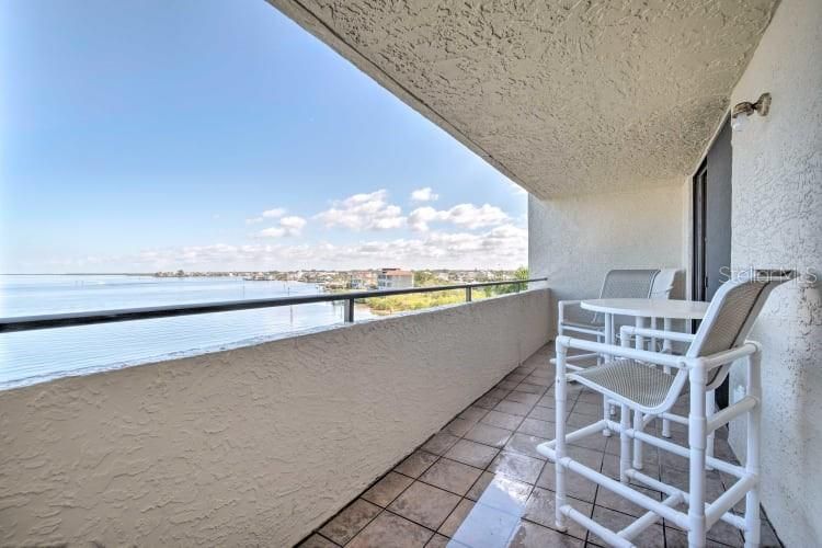 Private Balcony - front row seating for perfect sunsets over the Gulf