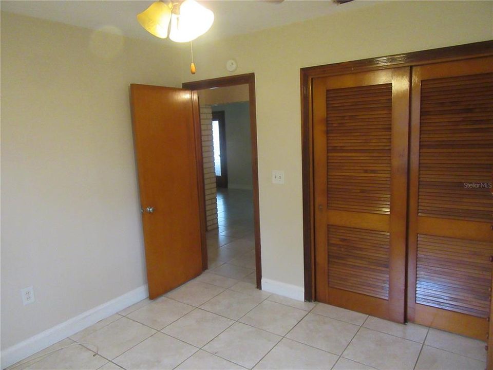 For Rent: $2,100 (2 beds, 1 baths, 1246 Square Feet)