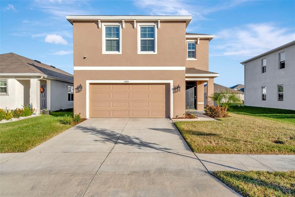 Active With Contract: $414,900 (4 beds, 2 baths, 2260 Square Feet)