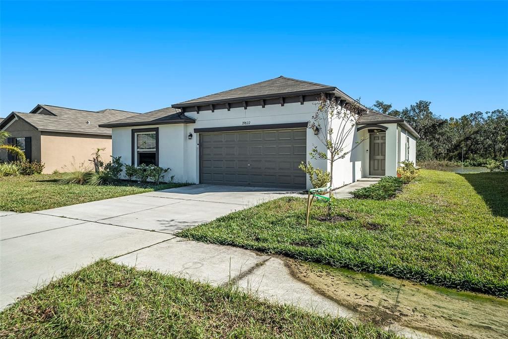 For Sale: $349,000 (4 beds, 2 baths, 1810 Square Feet)