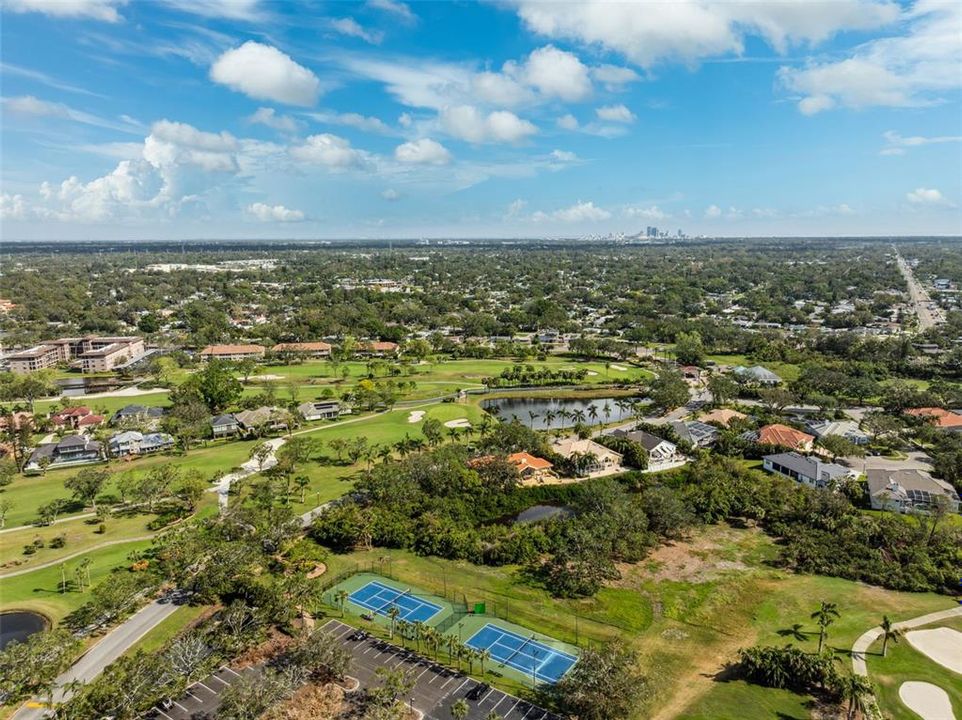 For Sale: $2,399,000 (3 beds, 2 baths, 2898 Square Feet)