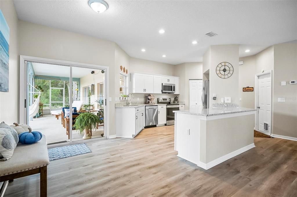 Kitchen & Breakfast Nook