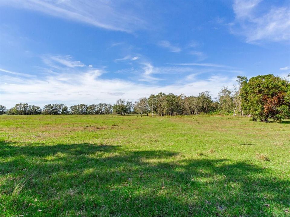 Active With Contract: $915,000 (61.61 acres)