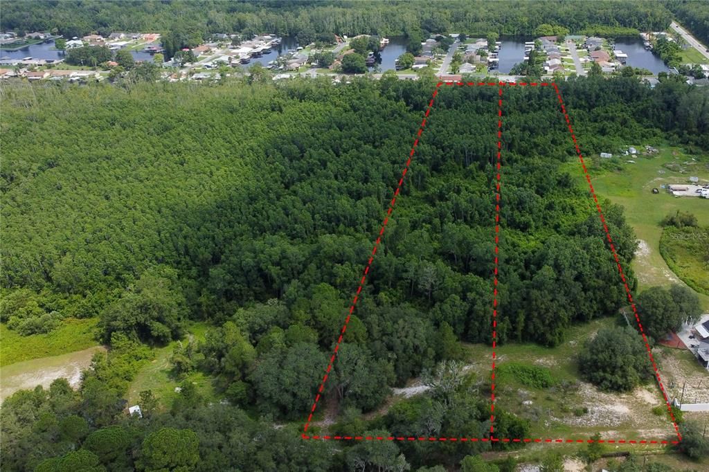 На продажу: $500,000 (10.14 acres)