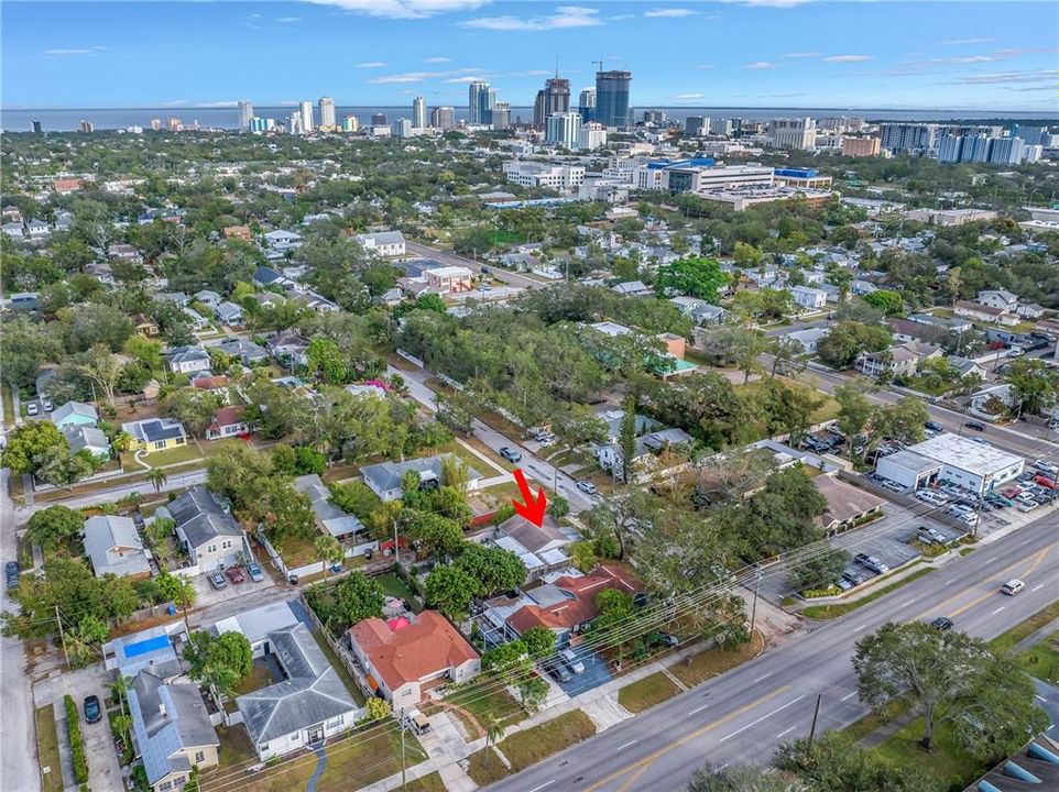 Close proximity to downtown St Pete