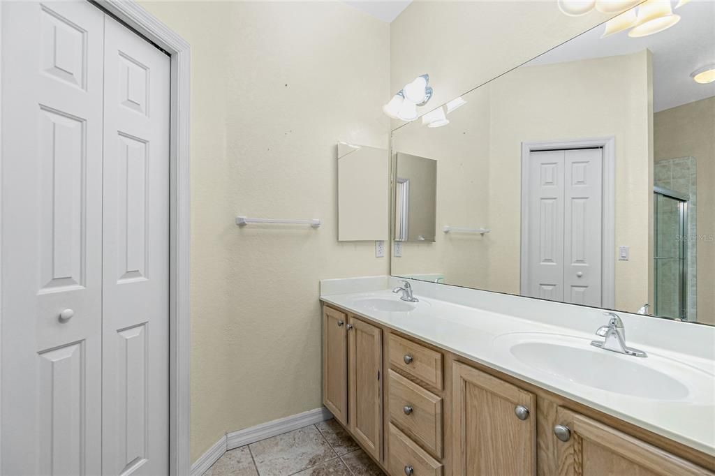 For Sale: $339,900 (3 beds, 2 baths, 1524 Square Feet)